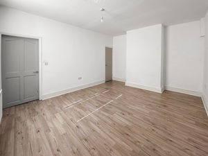 Photo 5- click for photo gallery